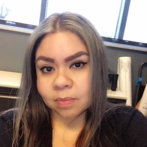 Meet your Posher, Mariela